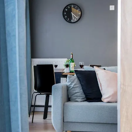Nocleg-we-wroclawiu-pl - W Pelni Wyposazone Na Wynajem Apartment *
